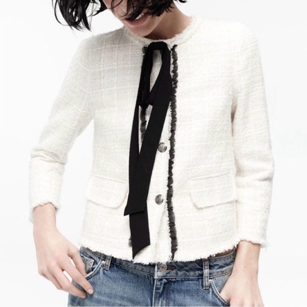 NWOT Zara White Tweed Blazer with Chiffon like Bow size Small